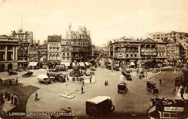 Piccadilly Circus